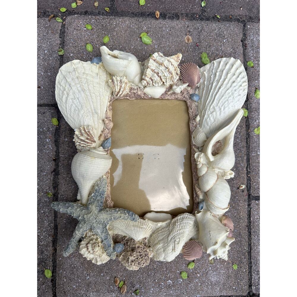 Vintage Seashell Nautical Ocean Picture Frame 8x8" Fits 4X6" Photo beach 1992